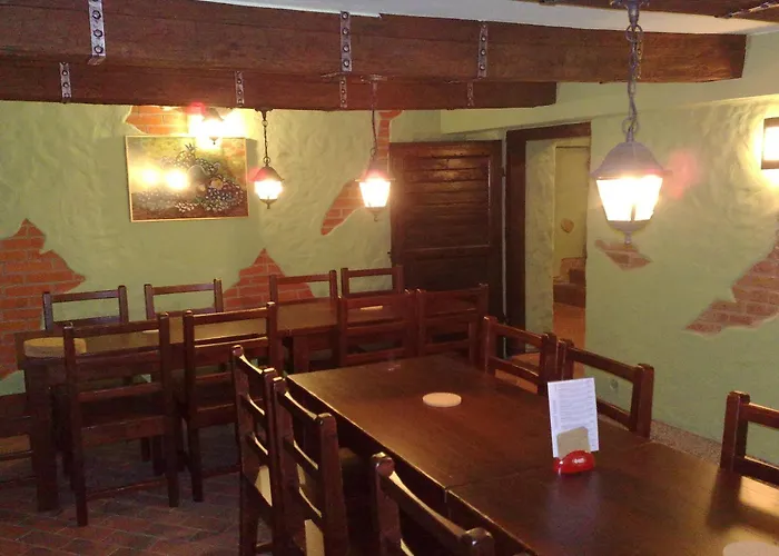 优特维尼由库乐酒店 基约夫